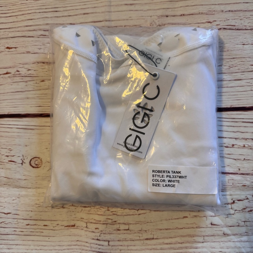 NWT GiGi C Roberta Tank in White Sz S M L - Picture 5 of 12